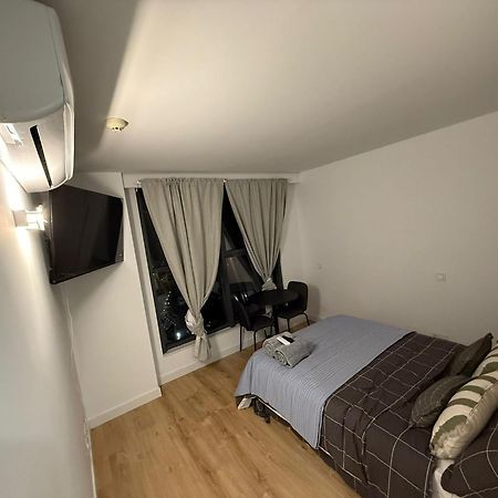 To Room Madrid Castellana Esterno foto