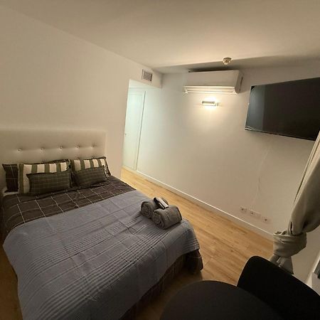 To Room Madrid Castellana Esterno foto